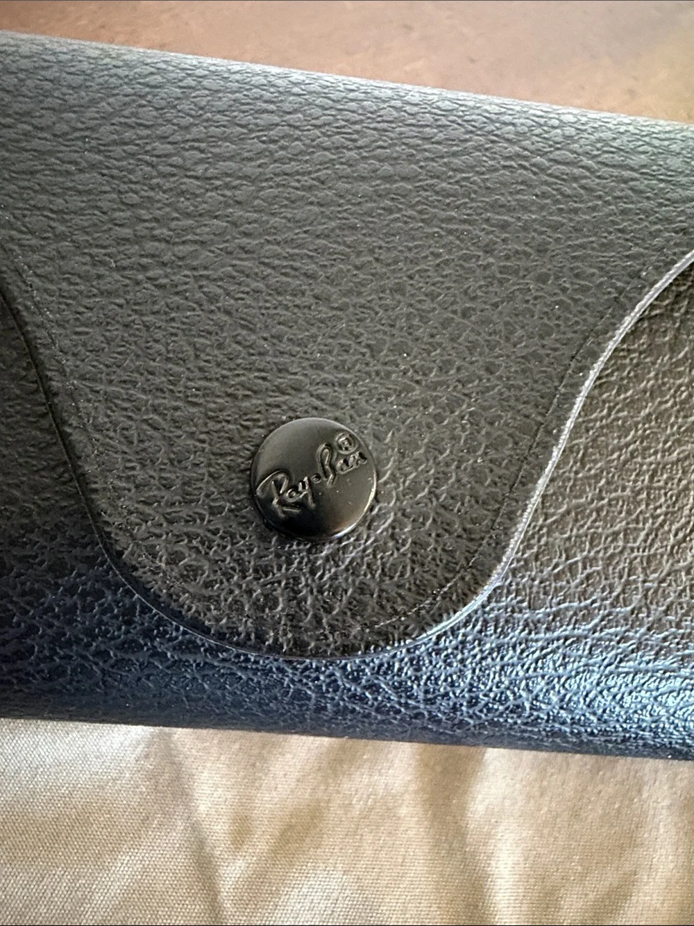 Ray-Ban Black Pebbled Leather Sunglasses Case Snap Close with Cleaning Cloth
